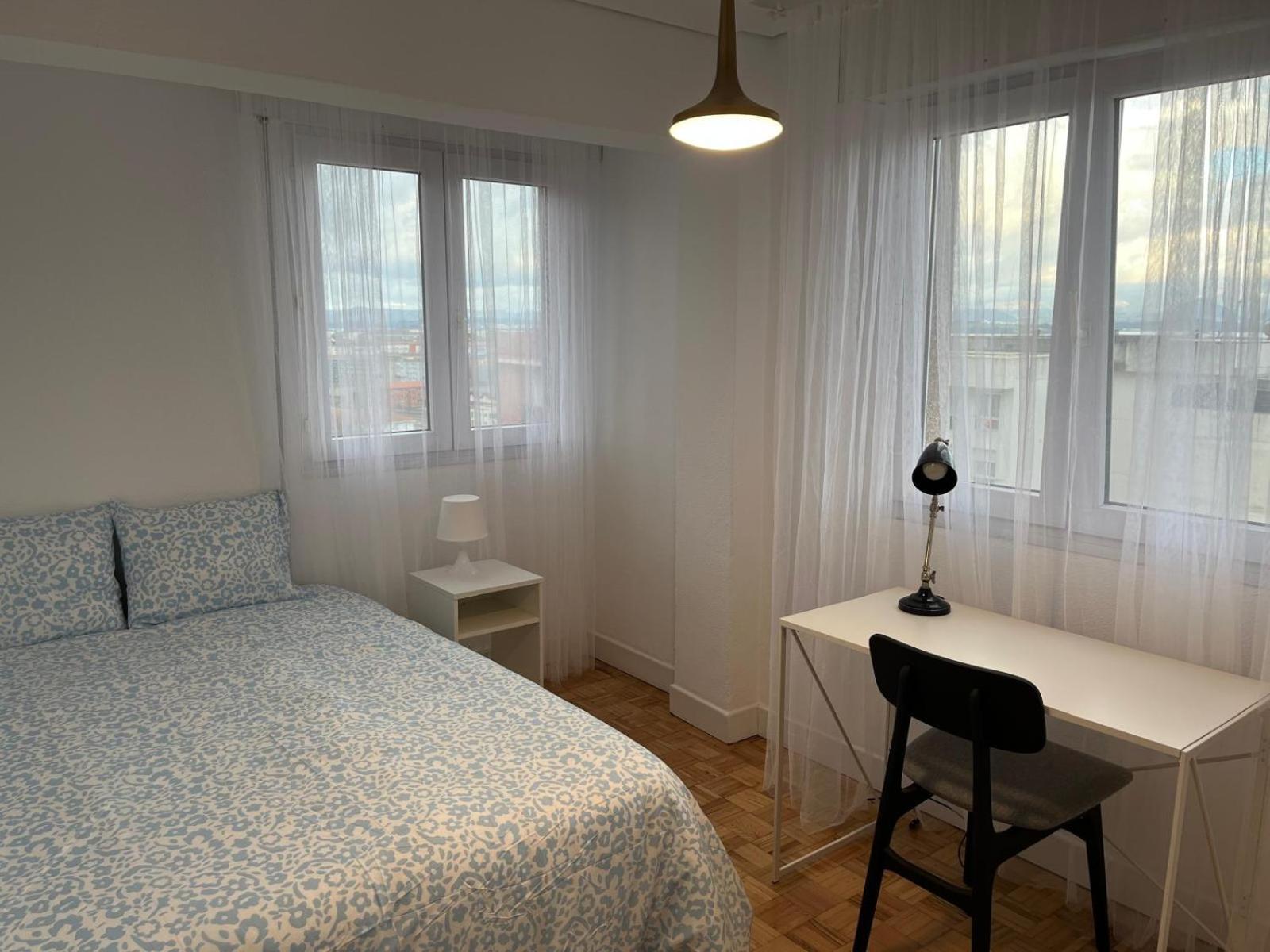 Piso Ideal Familias Con Vistas A Penacabarga Y Bahia De * Santander